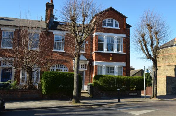 Flats with new sash windows in London - after